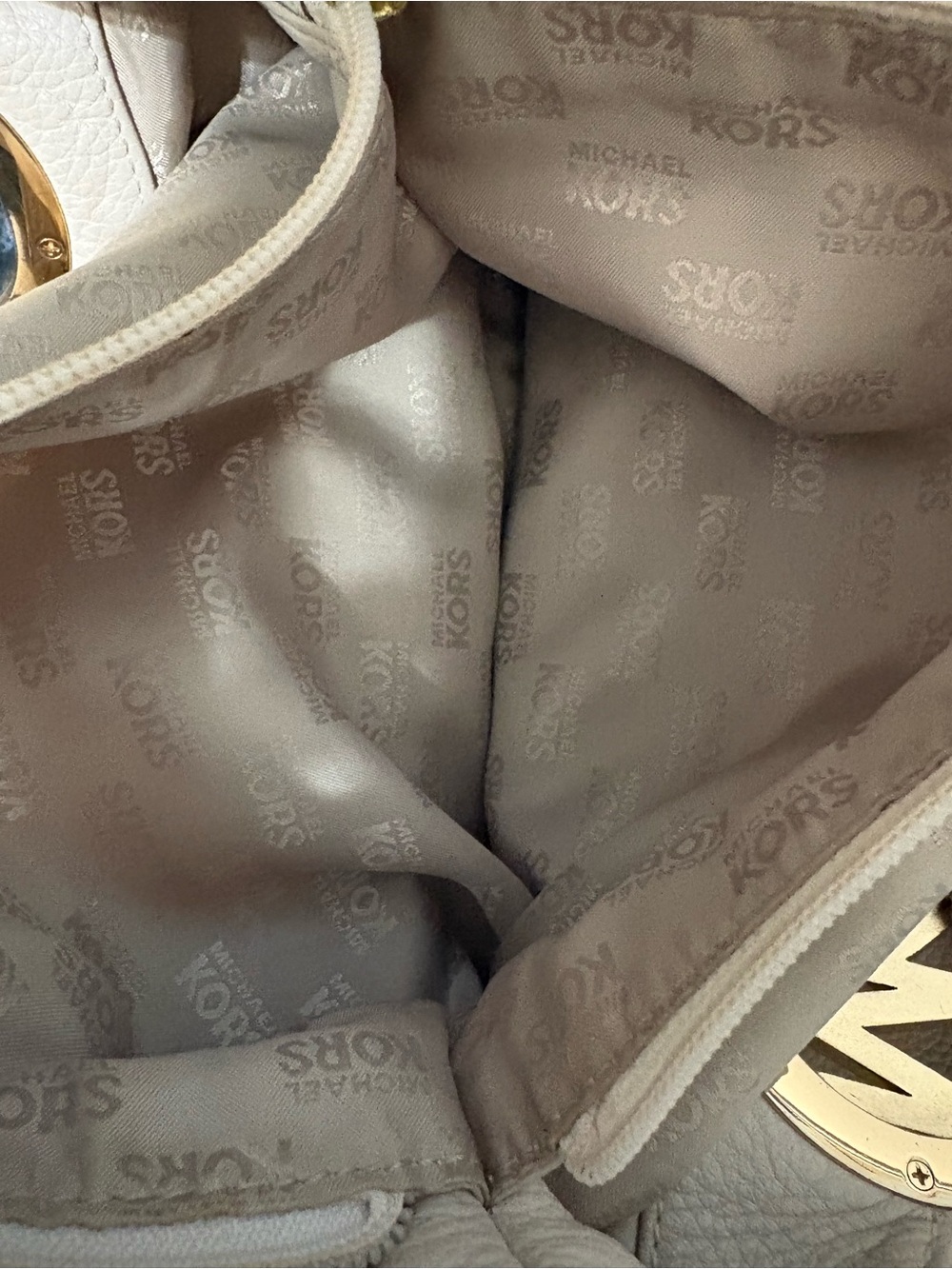 Michael Kors Fulton Large East West Tote - Picture 10 of 11